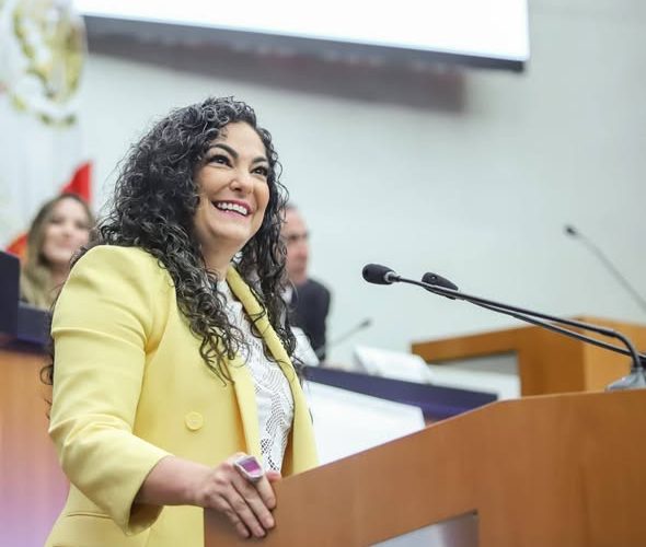Los jóvenes contribuyen al presente y futuro de nuestro país: Senadora Olga Sosa Ruíz