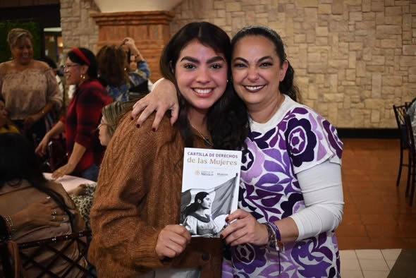 En Nuevo Laredo senadora Olga Sosa sostiene encuentro con las Mujeres Tejedoras de la Patria, “conocer nuestros derechos, transforma nuestra realidad”, señala.