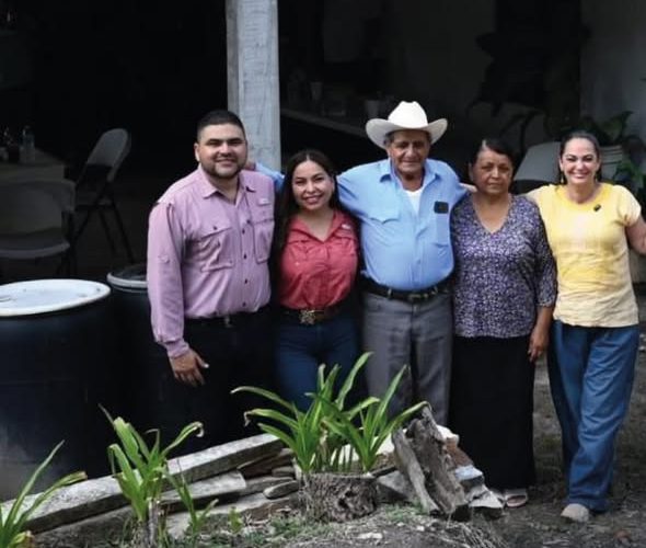 Avanza programa de Electrificación Total en Tamaulipas, reconoce senadora Olga Sosa Ruiz al visitar ejidos de Casas