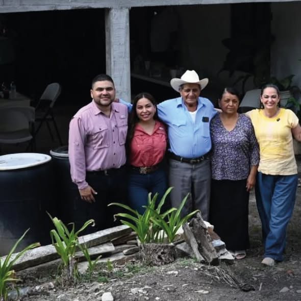 Avanza programa de Electrificación Total en Tamaulipas, reconoce senadora Olga Sosa Ruiz al visitar ejidos de Casas